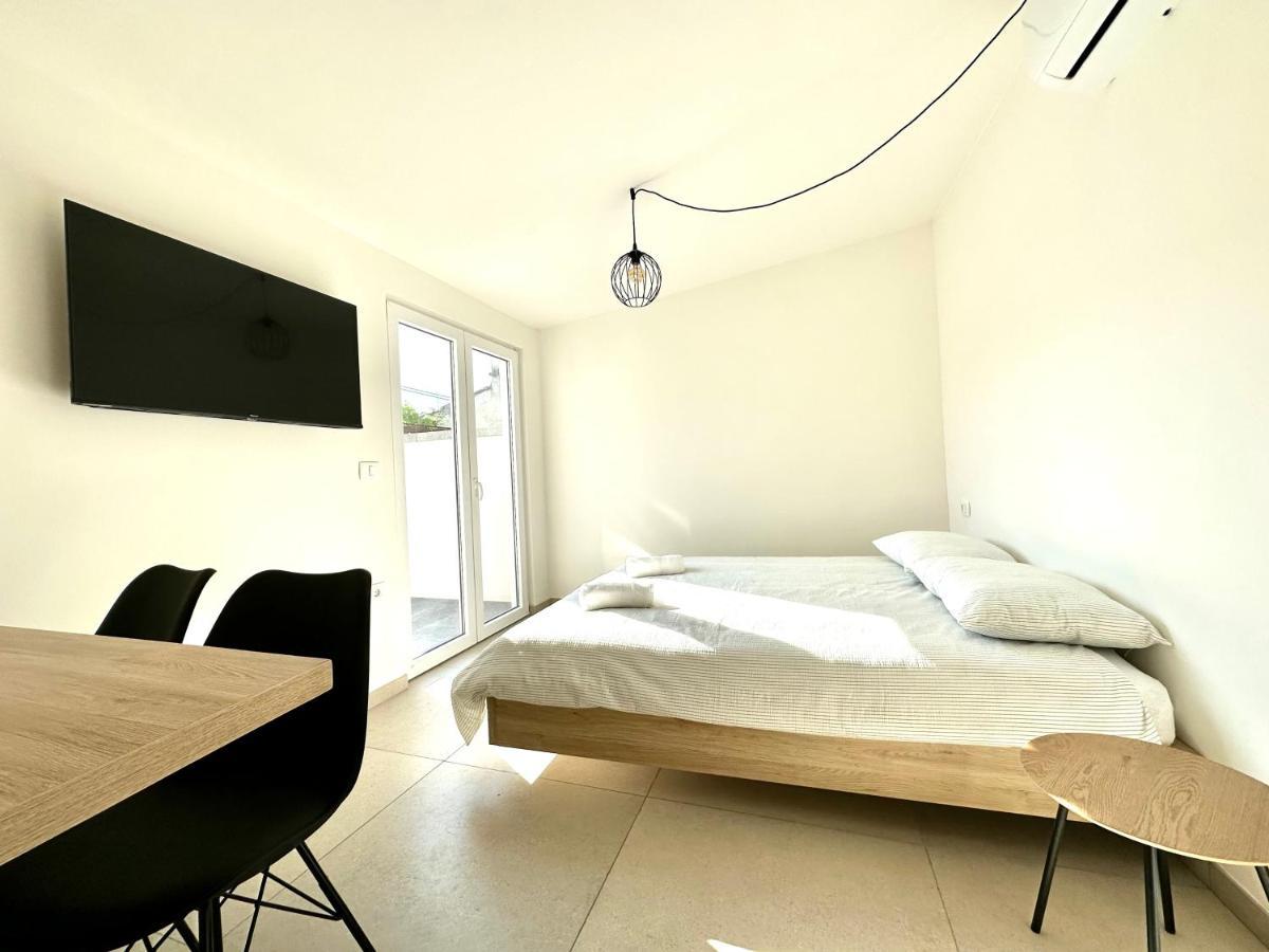 Damir Skomina Apartments Koper Exteriér fotografie