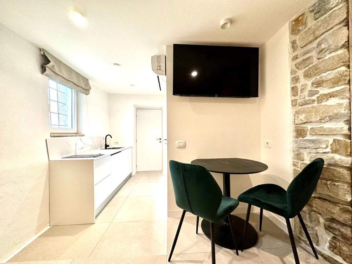 Damir Skomina Apartments Koper Exteriér fotografie